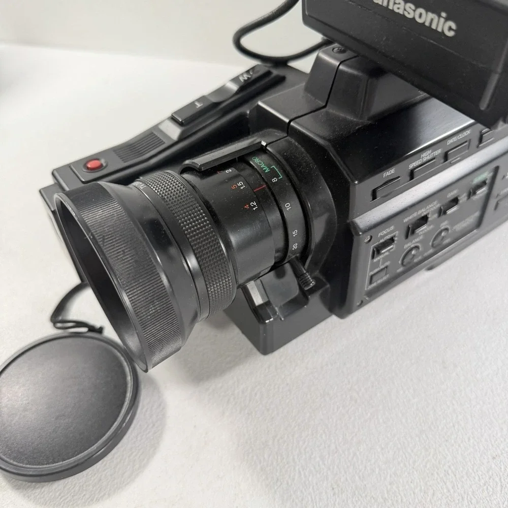 Panasonic AG-450 S-VHS Reporter Camcorder AS IS FOR REPAIR READ